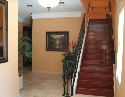 2050 Kings Cir S, Neptune Beach, FL 32266